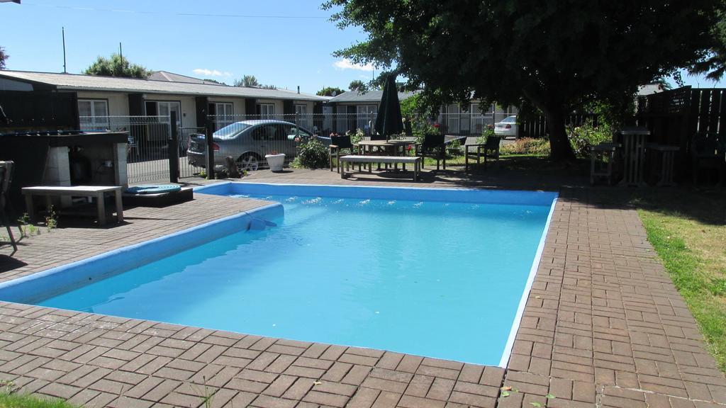 Camberley Court Motel Хейстингс Екстериор снимка